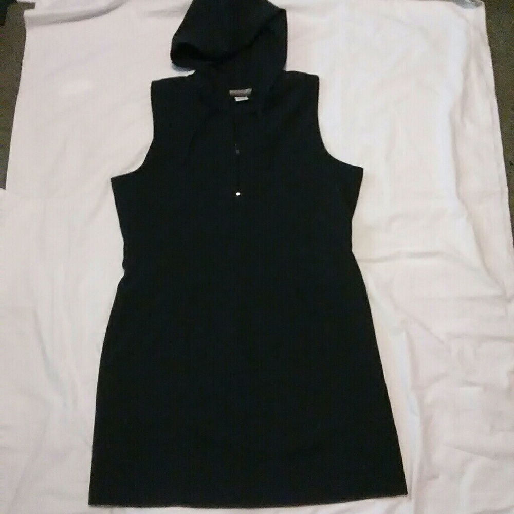 🌹"No Excuses" Black Sleeveless, Hooded Dress🌹